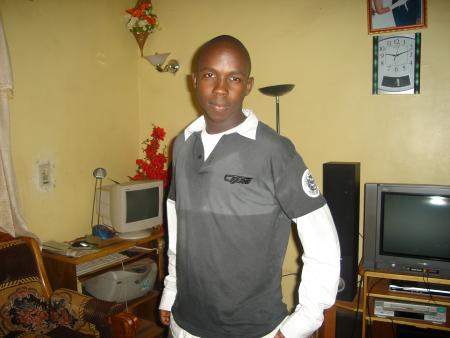 au secours b�b� je suis tout mouill�