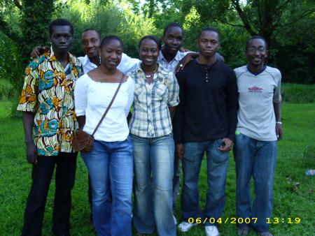 jaqueline konat� dite jaki et awa demb�l� sont devantb et baxy tout � droite