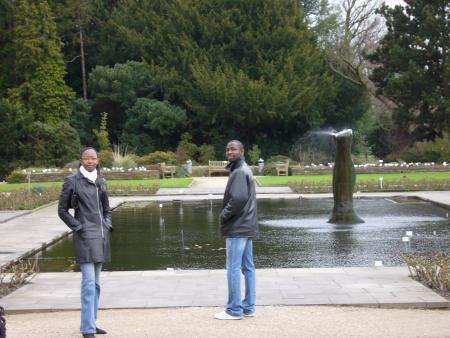 papou mon grand fr�re et sa cherie ndiaye